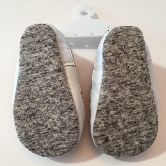 NWT "I LOVE MOM" Baby Soft Shoes Size 1 - Picture 2 of 2